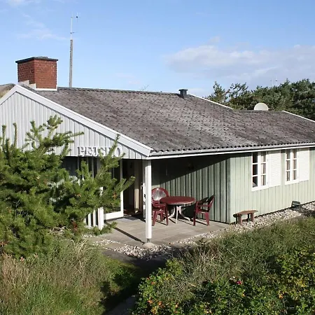 Holiday home Edite - 500m From The Sea In Western Jutland By Interhome *