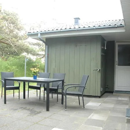 Holiday home Edite - 500m From The Sea In Western Jutland By Interhome